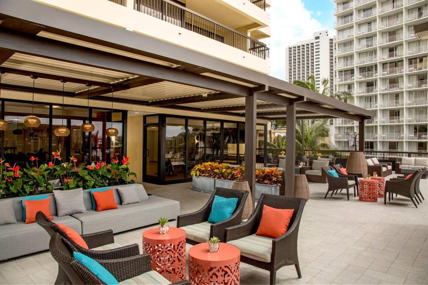 Luxury Oceanfront 2 Bedroom Apartment At Waikiki Beach Tower Honolulu Eksteriør bilde