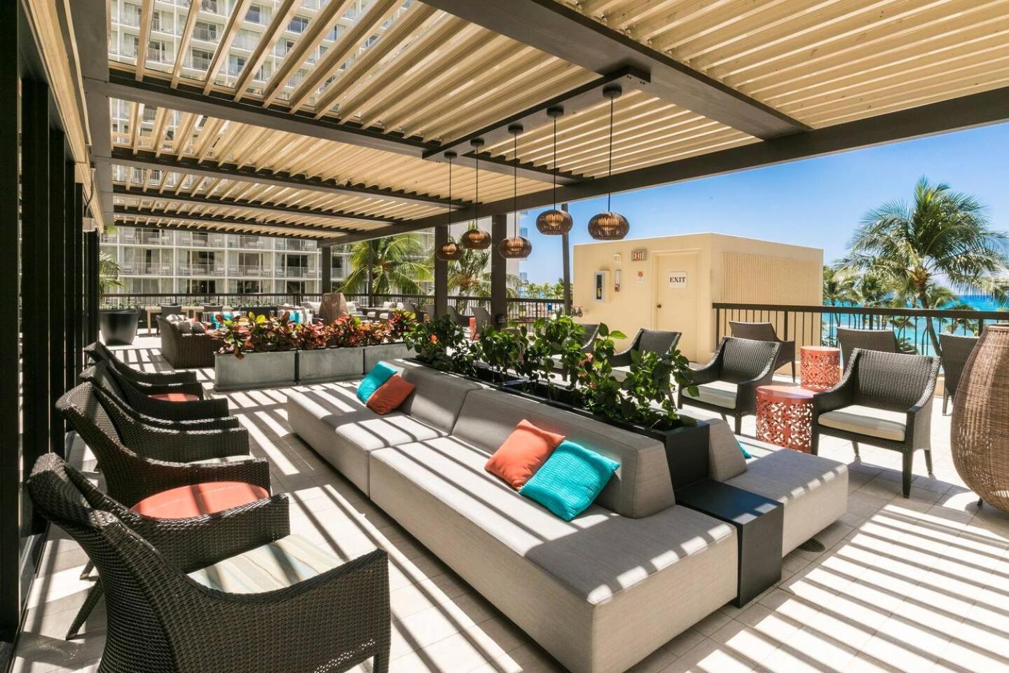 Luxury Oceanfront 2 Bedroom Apartment At Waikiki Beach Tower Honolulu Eksteriør bilde