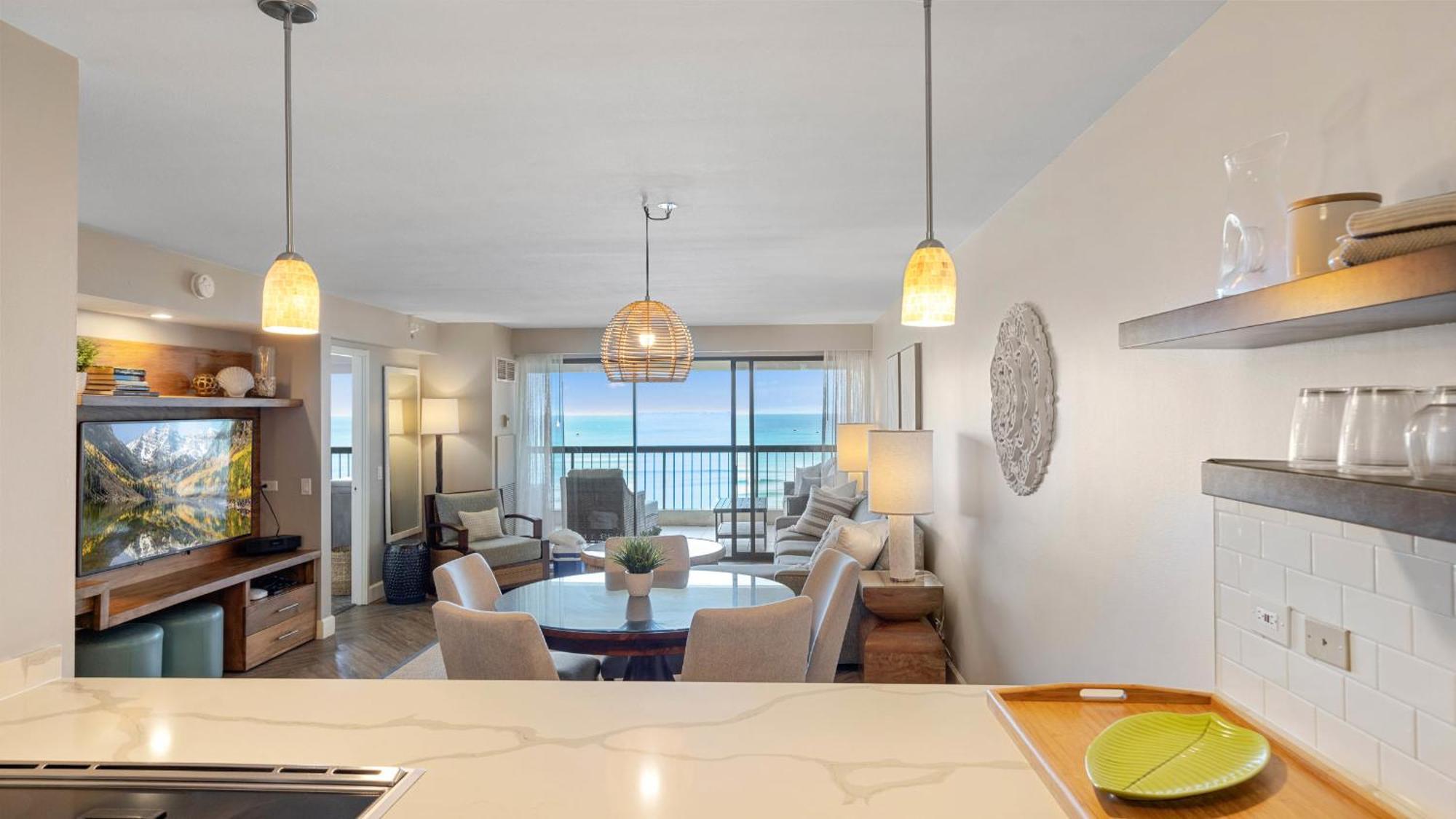 Luxury Oceanfront 2 Bedroom Apartment At Waikiki Beach Tower Honolulu Eksteriør bilde